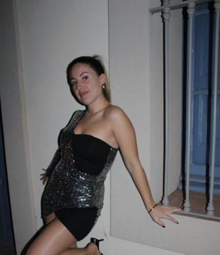 Vestido mini asimétrico lentejuelas