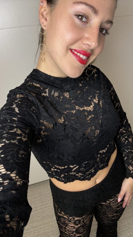 Blusa manga larga encaje